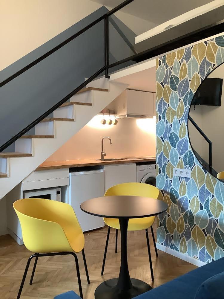Apartment Designer Downtown *