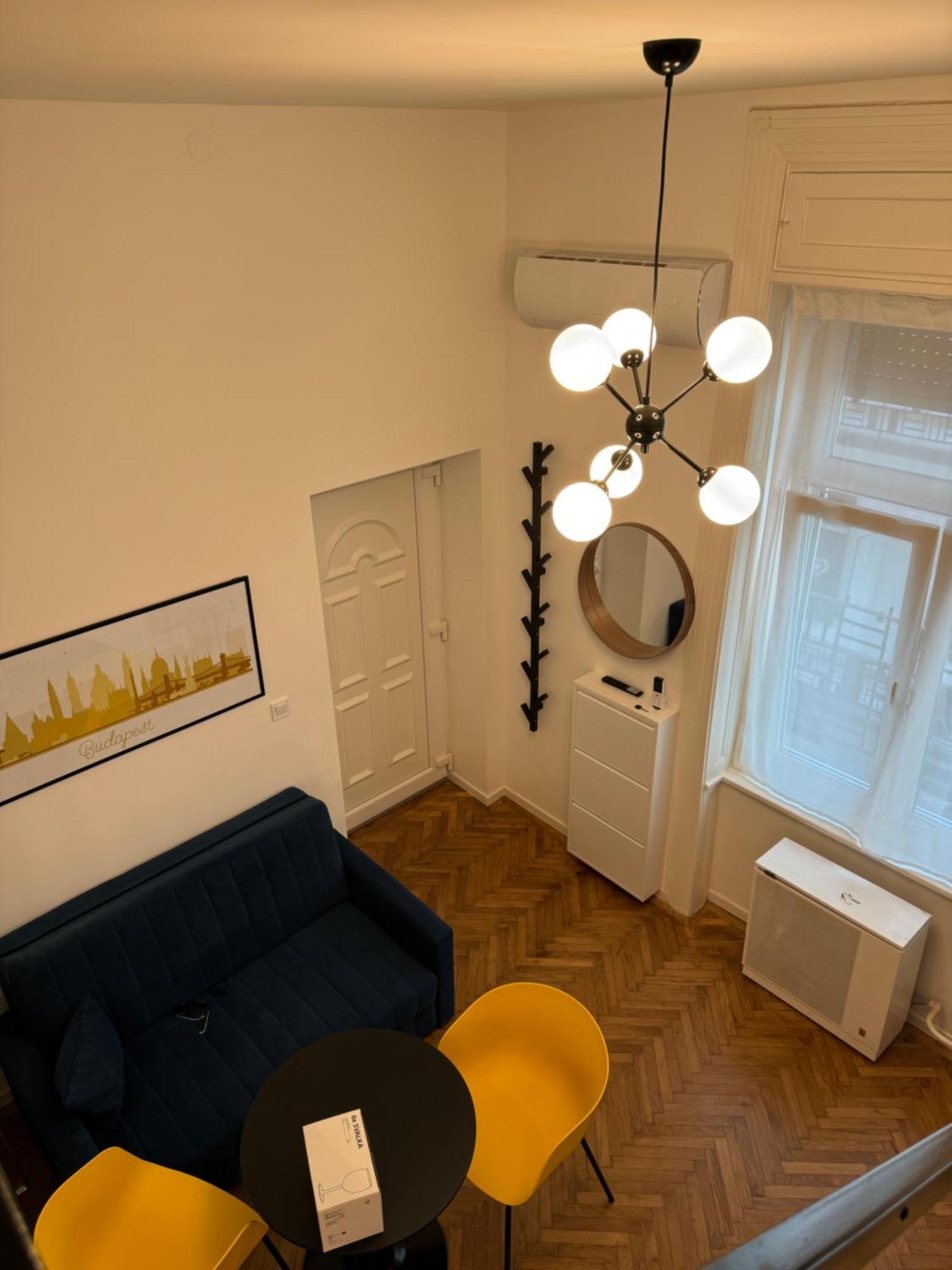 Designer Downtown Apartment Budapest